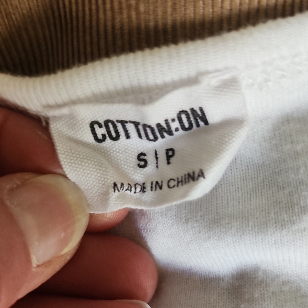 White Button-Up Crop Top White Size Small - Picture 2 of 5
